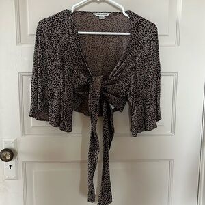 Tie in front leopard cheetah print top